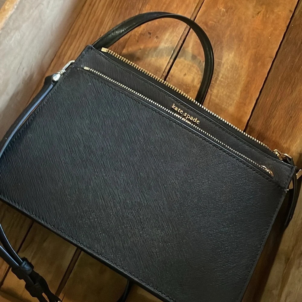 Kate Spade purse - Picture 3 of 5